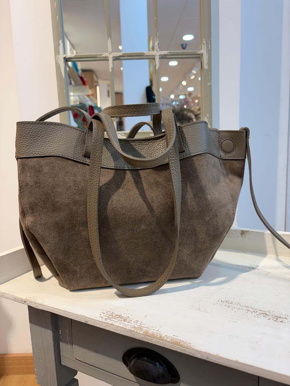 Bolso Carriola